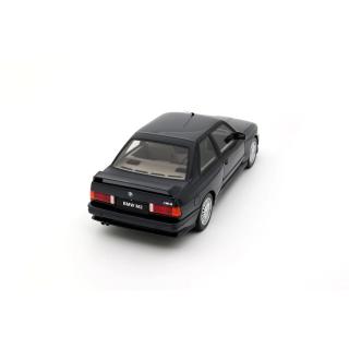 BMW (E30) M3 Europameister Macau Bleu Metallic 1988 OttO mobile 1:18 Resinemodell (Türen, Motorhaube... nicht zu öffnen!)